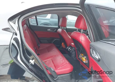 2021 Alfa Romeo Giulia Awd из США, поврежденный, VIN ZARFANAN1M7641207